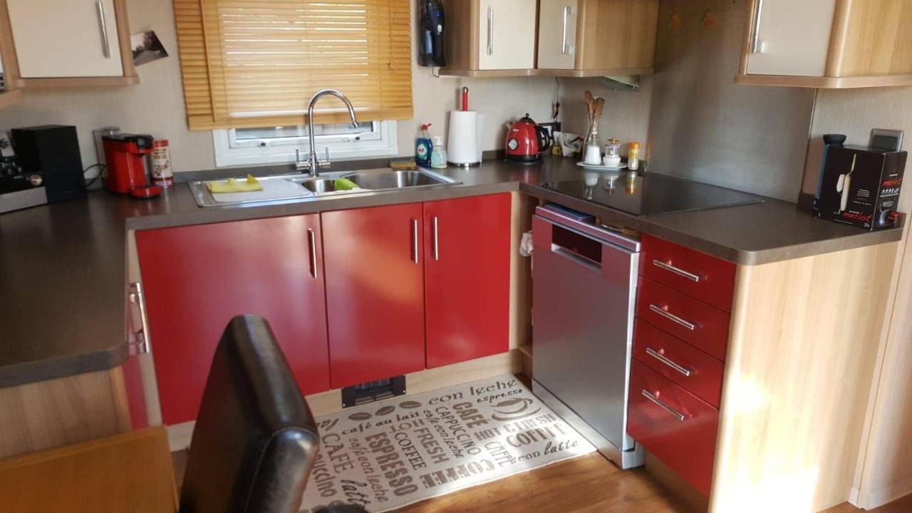 La Baie Des Lacs Apartment Froidchapelle Ngoại thất bức ảnh
